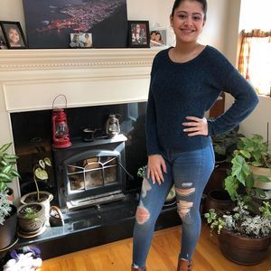 Meet your Posher, Laura